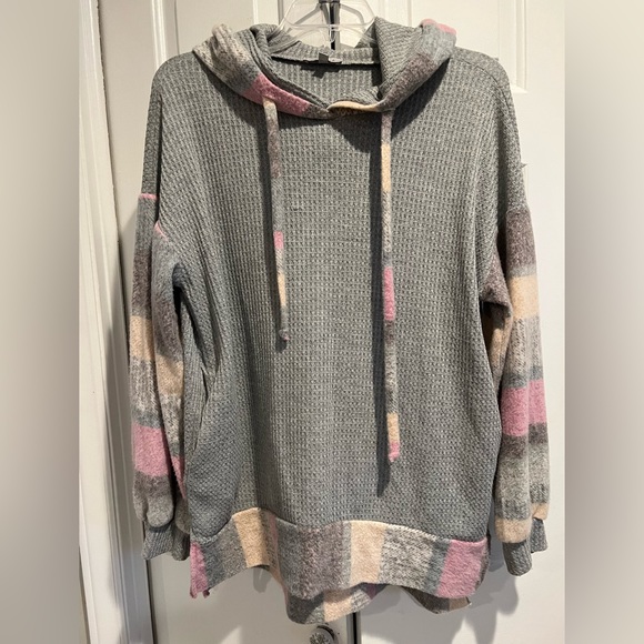 WHITE BIRCH - SUPER SOFT Hoodie / Gray Bodice & Pink Plaid Sleeves & POCKETS - Picture 2 of 8